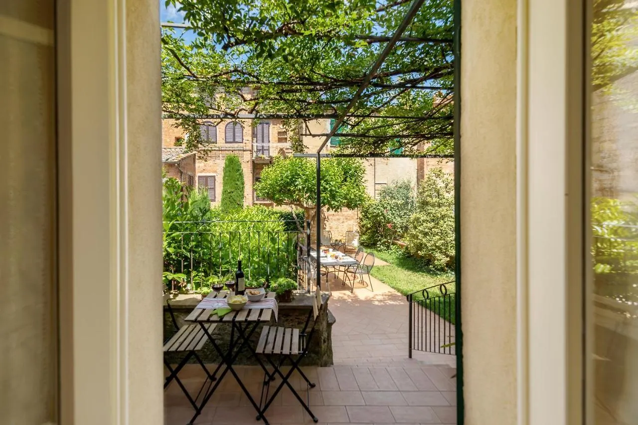 Hotel La Chiocarella Pienza 0*,